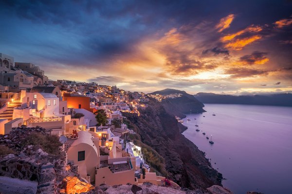 Quels sont les enjeux légaux du déploiement d'une IA dans la gestion des données clients?